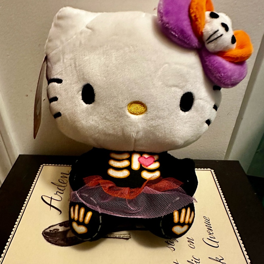 Hello Kitty Halloween Plush with Skeleton Outfit